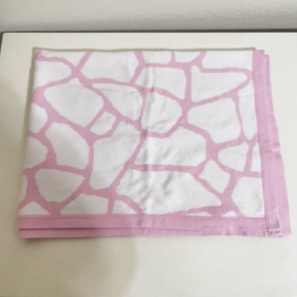 Pottery Barn Kids Pink White Giraffe Print Baby Blanket 100% Cotton Knit PBK - Picture 10 of 12